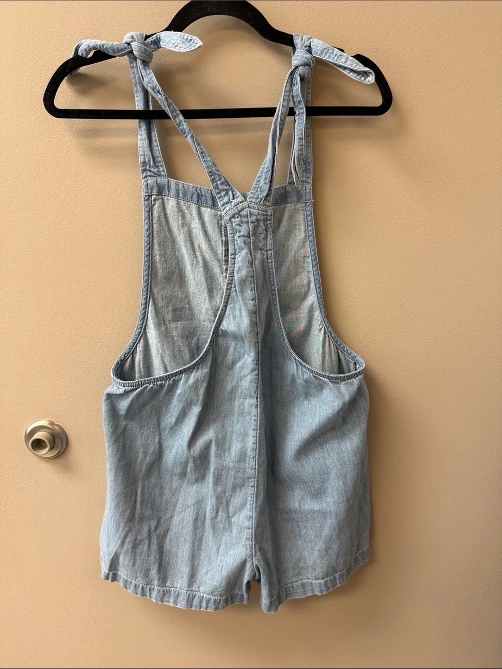 aerie Light Blue, Denim Short Overalls - Size Small